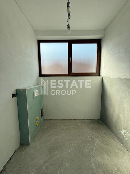 Duplex cu 5 camere cu Canalizare în Moșnița Nouă