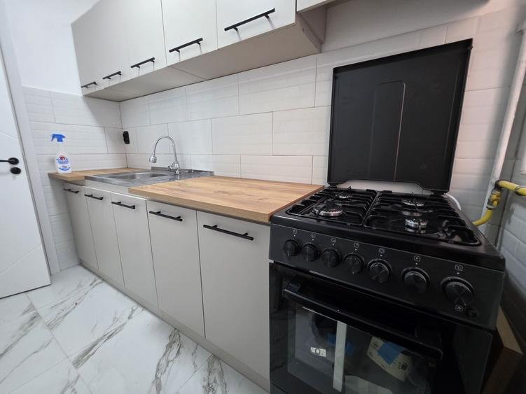 Apartament cu 2 camere semidecomandat în Alecu Russo