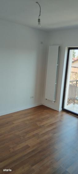 Casă cu 4 camere cu Teren 477 Mp în Central
