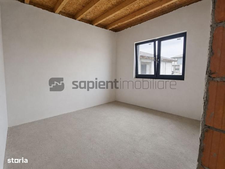 Casă cu 4 camere în Cihei