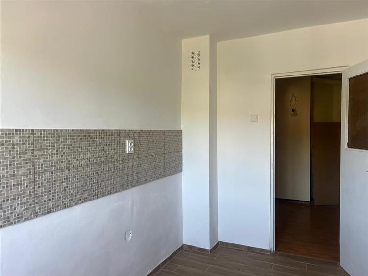 Apartament cu 3 camere decomandat în Ultracentral