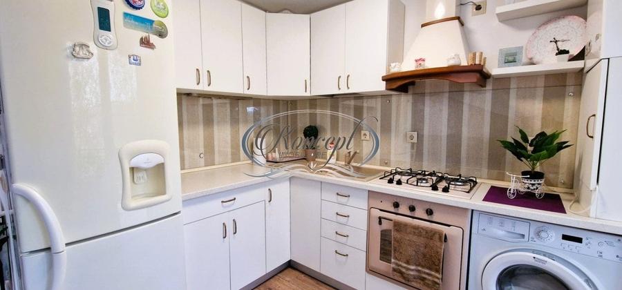 Apartament cu 2 camere semidecomandat, mobilat în Borhanci