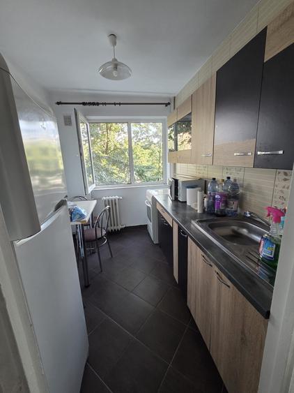 Apartament cu 2 camere semidecomandat în Drumul Taberei