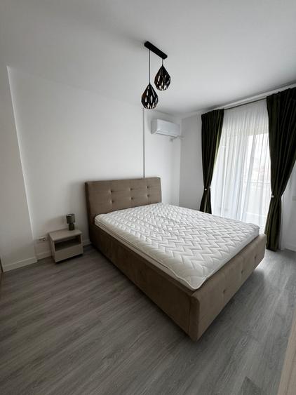 Apartament cu 2 camere semidecomandat în Central