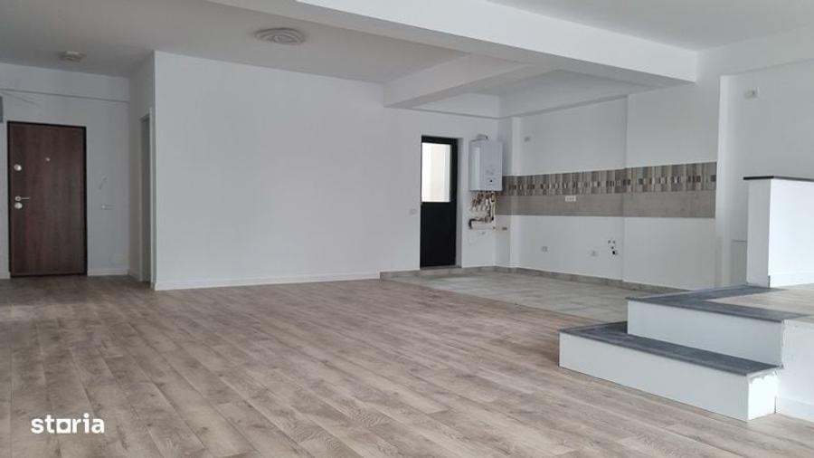 Spațiu comercial, de 100 mp, în Banu Manta