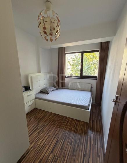 Apartament cu 2 camere semidecomandat, mobilat în Berceni