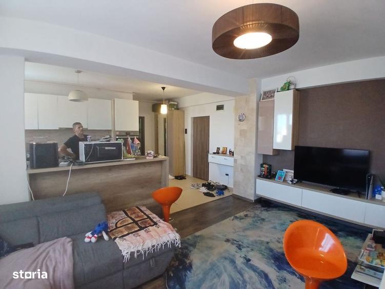Apartament cu 2 camere în Km 5