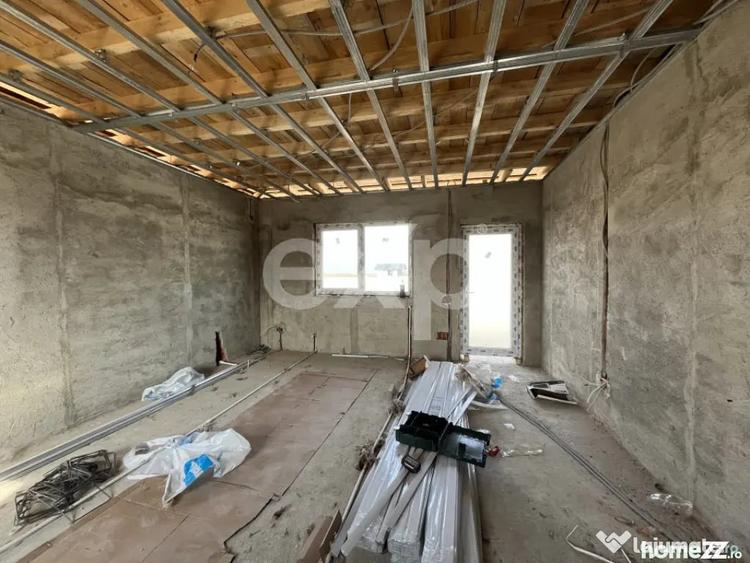Casă cu 3 camere cu Teren 275 Mp în Crevedia