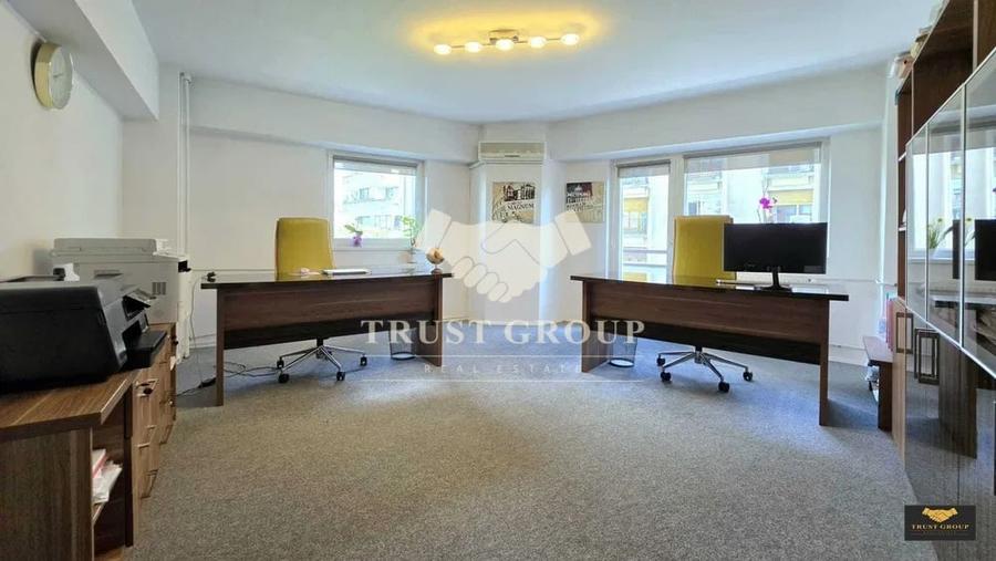 Apartament cu 4 camere decomandat, mobilat în Universitate