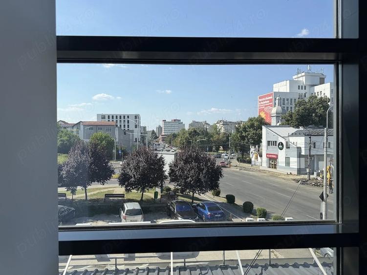 Spațiu comercial, de 80 mp, în Exterior Vest