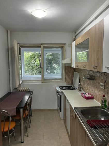 Apartament cu 2 camere semidecomandat în Libertății