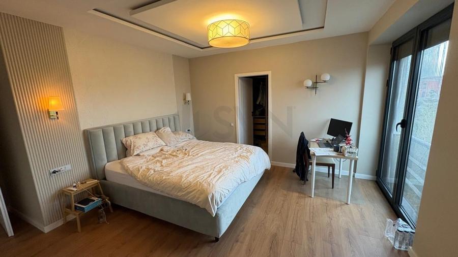 Apartament cu 4 camere decomandat, mobilat în Nord