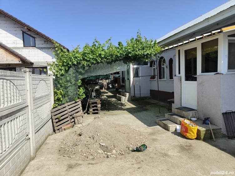 Casă cu 3 camere în Central