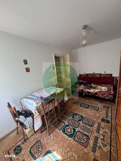 Apartament 2 camere, zona Smirodava, etaj intermediar - 1