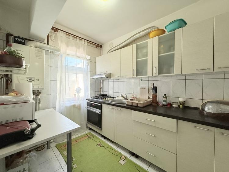 Apartament cu 3 camere circular, mobilat în Tomis Nord