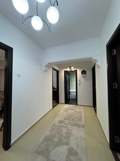 Apartament cu 3 camere în Stadion