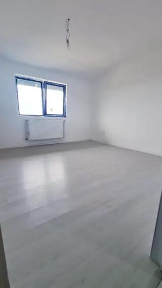 Apartament cu 3 camere decomandat în 1 Decembrie 1918