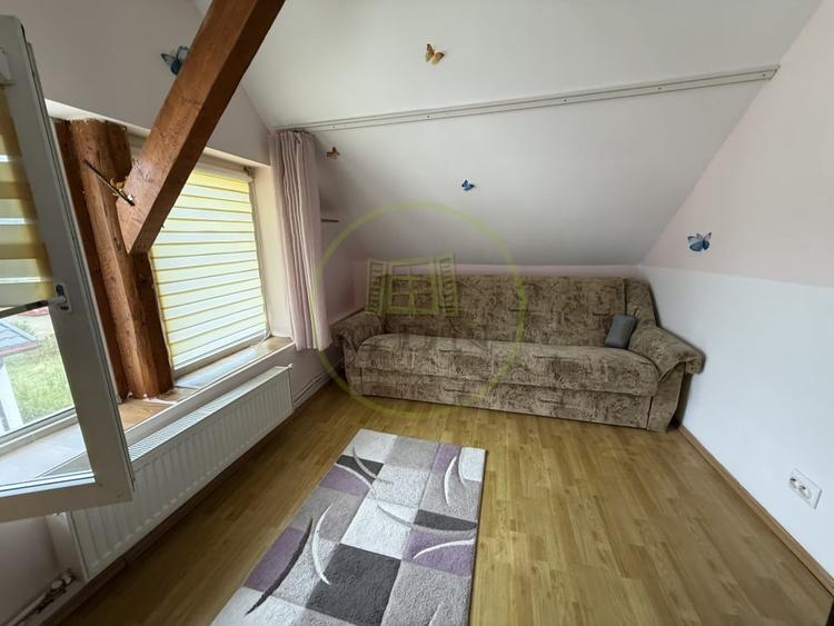 De închiriat - Ap. 4 camere, curte comună, Florești, 90 mp. - 10