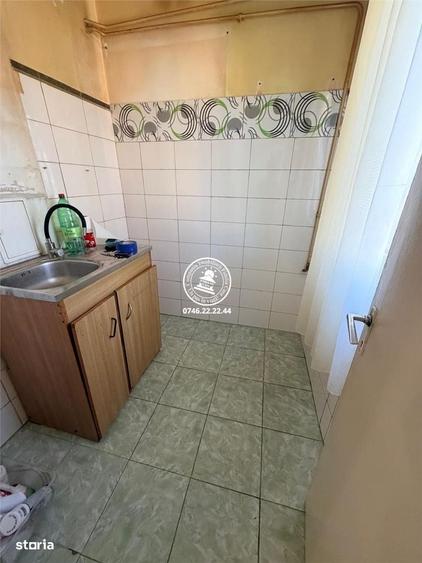 Apartament cu 3 camere în Alexandru cel Bun
