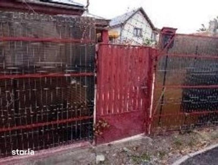 Casă cu 3 camere cu Teren 281 Mp în Central