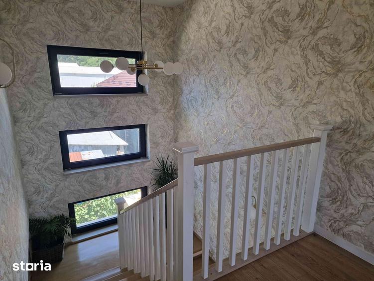 Casă cu 4 camere cu Teren 1508 Mp în Central