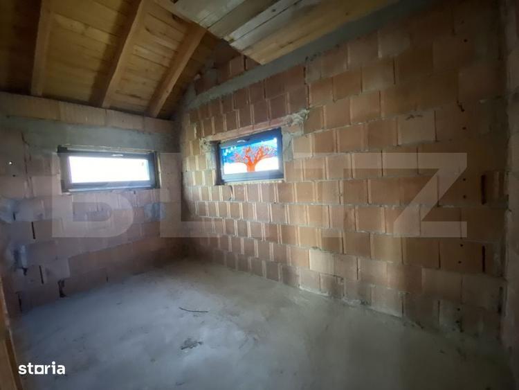 Casă cu 4 camere cu Teren 400 Mp în Decebal