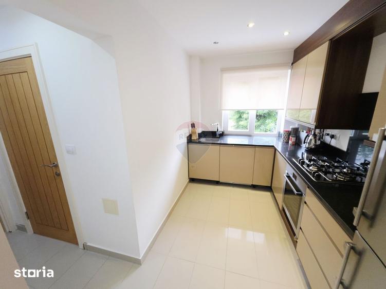 Apartament cu 2 camere, mobilat în Precista