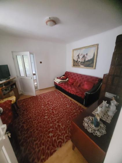 Casă cu 3 camere în Lacu