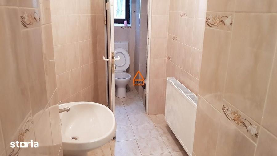 Spațiu comercial, de 26 mp, în Podu Roș