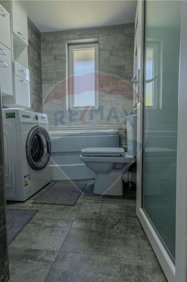 Casă individuală cu 3 camere cu Teren 160 Mp în Central
