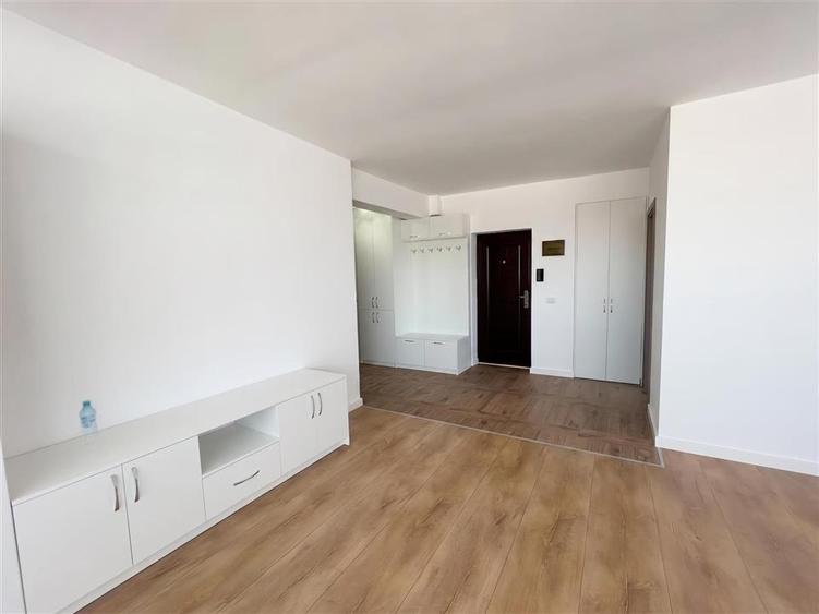 Apartament cu 2 camere decomandat în George Enescu