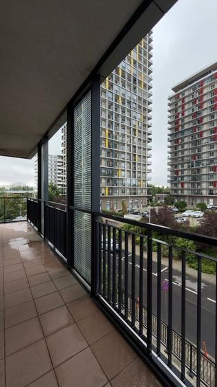 Apartament cu 2 camere decomandat în Văcăresti