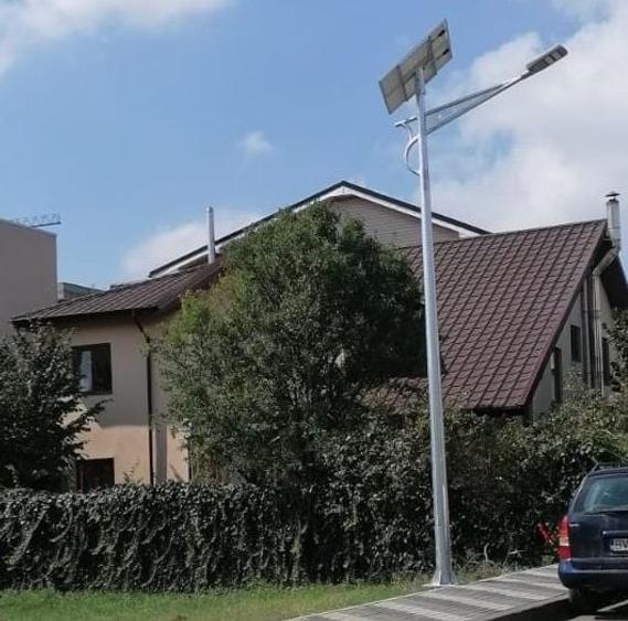 Casă cu 4 camere cu Teren 300 Mp în Central