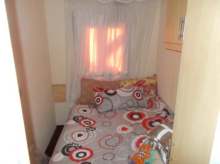 Casă cu 2 camere cu Teren 235 Mp în Plopi