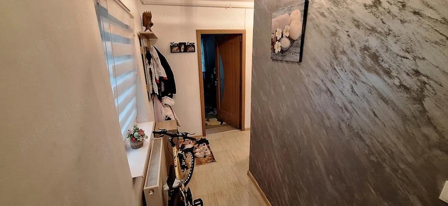 Apartament cu 3 camere decomandat în Șelimbăr