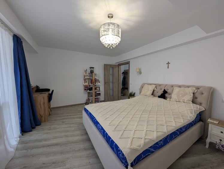 Apartament modern de 2 camere cu 2 parcări incluse – Zona Răzoare Vivo - 8