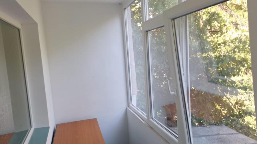 Apartament cu 2 camere nedecomandat în Podu Roș