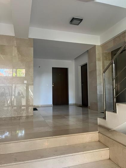 Apartament cu 4 camere semidecomandat, mobilat în Dorobanți