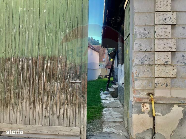 Casă cu 4 camere cu Teren 979 Mp în Tohanu Vechi