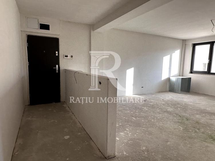 Apartament cu 3 camere decomandat în Ultracentral