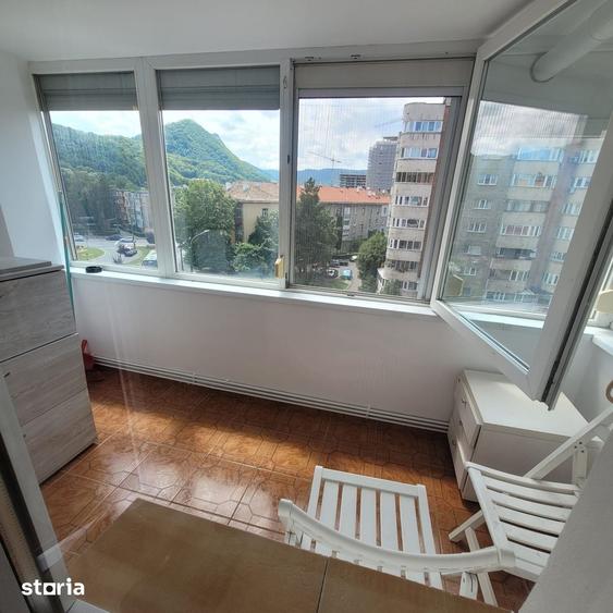 Apartament cu 3 camere decomandat în Centrul Civic