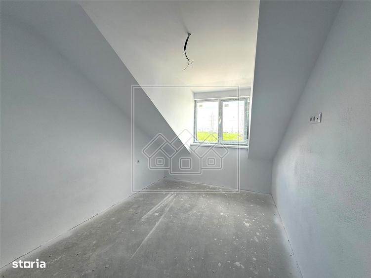 Apartament de vanzare 4 camere etaj 33 - 76 mp + 8 balcon- zona Turnis - 3