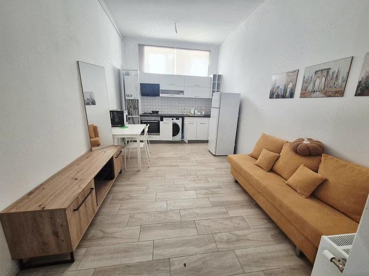 Apartament cu 2 camere semidecomandat în Central