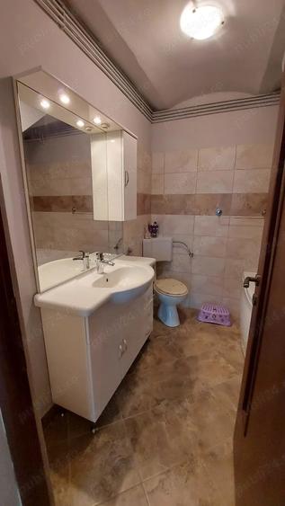 Casă cu 3 camere cu Teren 100 Mp în Central