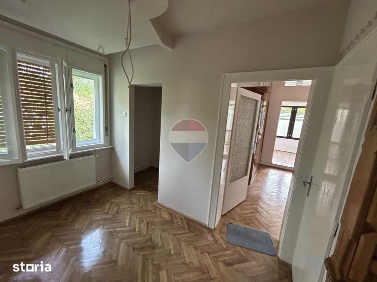 Spațiu comercial, de 135 mp, în Valea Roșie