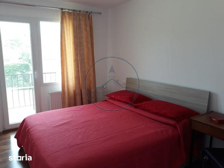 Casă cu 5 camere cu Teren 2800 Mp în Șintereag