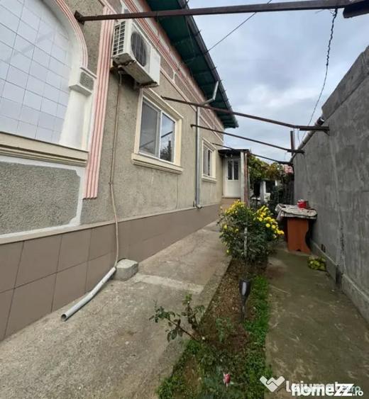 Casă cu 4 camere cu Teren 216 Mp în Păcii