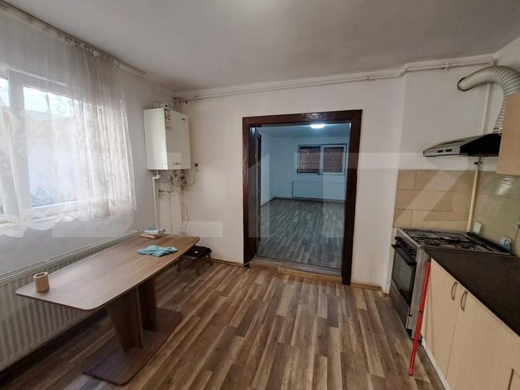 Casă individuală cu 6 camere cu Canalizare în Bod