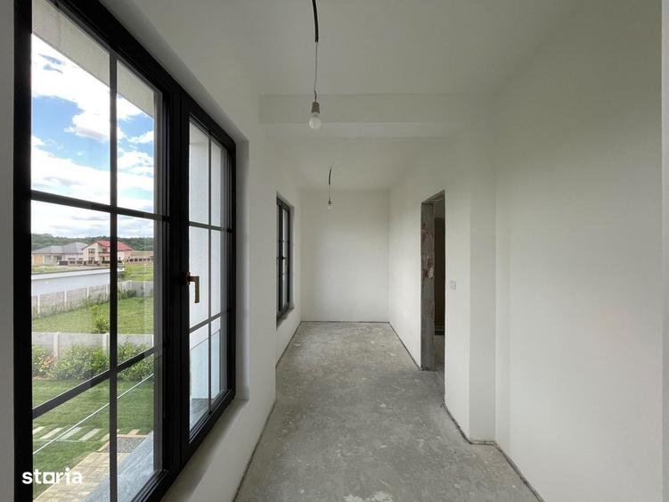 Casă cu 4 camere în Ghiroda