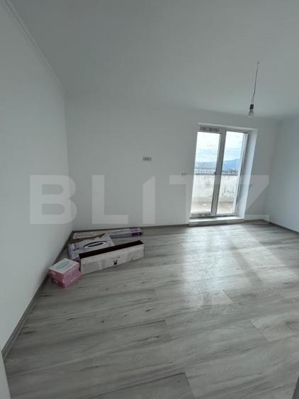Apartament cu 3 camere semidecomandat în Nord